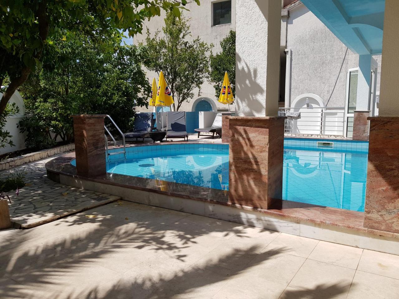 Villa Golf Budva Exterior photo